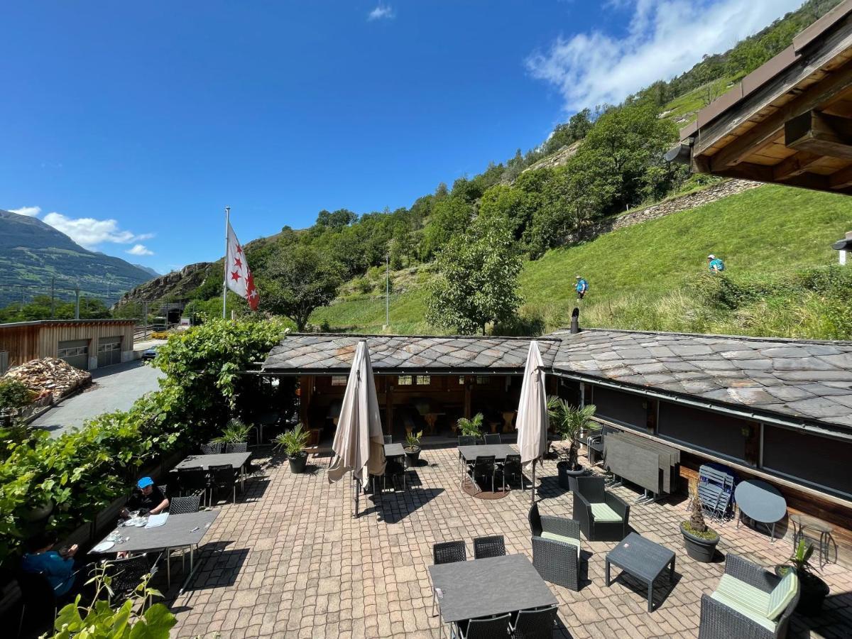Visperblick 24-7 Parkplatz Und Fruehstueck Inkl Villa Ausserberg Luaran gambar