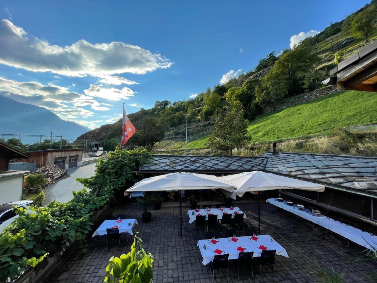 Visperblick 24-7 Parkplatz Und Fruehstueck Inkl Villa Ausserberg Luaran gambar