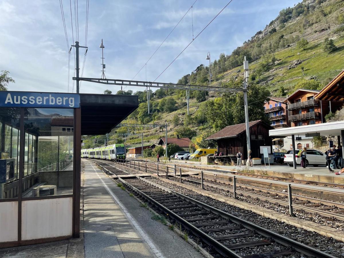 Visperblick 24-7 Parkplatz Und Fruehstueck Inkl Villa Ausserberg Luaran gambar